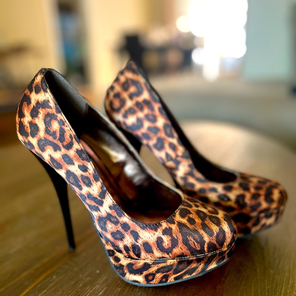 Leopard print Charlotte Russe Pumps